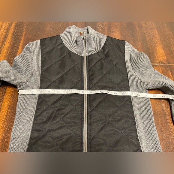 J McLaughlin Quilted Sweater Jacket Women S black/gray pockets full zip office - Picture 7 of 10